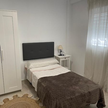 Huelin Playa Apartment Malaga Bagian luar foto