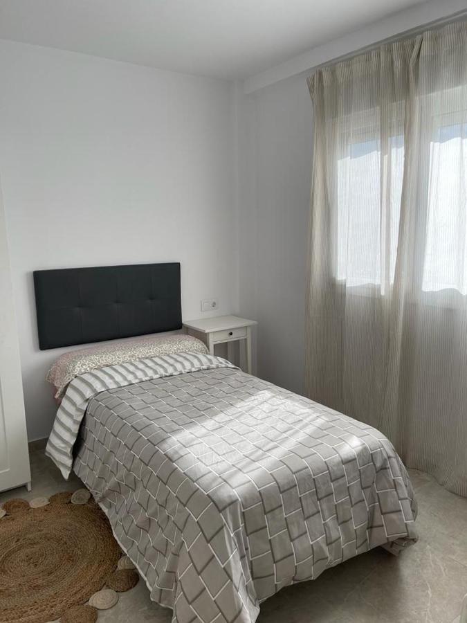 Huelin Playa Apartment Malaga Bagian luar foto